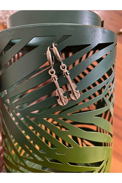 Herşey Nota Violin Earrings