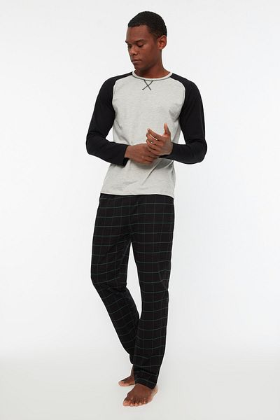 Trendyol Collection Grünes kariertes Strick-Pyjama-Set THMAW21PT0879