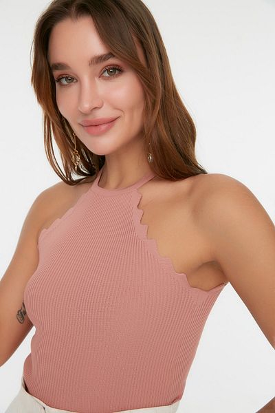 Trendyol Collection Dusty Rose Neckholder-Strickbluse TWOSS22BZ0762