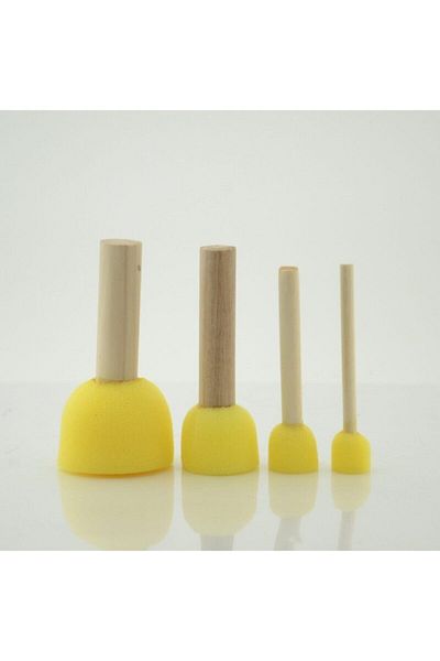 Cadence Pom Pom Brush
