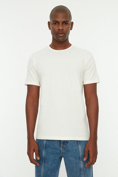 Trendyol Collection Основна тениска с кръгла яка от 100% памук - TMNSS21TS0808