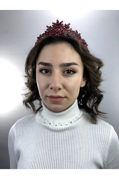 Hobigram Emma Red Henna și Coroana Miresei – Design special, Accesoriu, Producție de calitate, Stil atrăgător