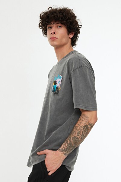 Trendyol Collection Anthracite Crew Neck Oversize T-Shirt με στάμπα - Κοντό μανίκι, Acid Wash TMNSS22TS0838