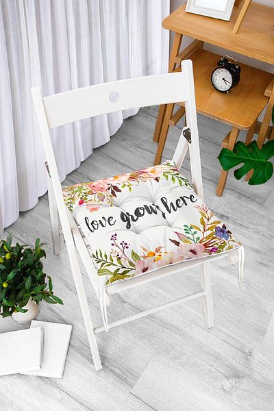 Realhomes Love Grows Here Written Digital Printed Modern Fluffy Chair Cushion