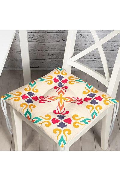 Realhomes Cream Floored Geometric Digital Printed Pouf Chair Cushion