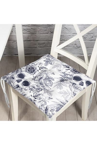 Realhomes Skull And Flowers Motif Fluffy Square Chair Cushion