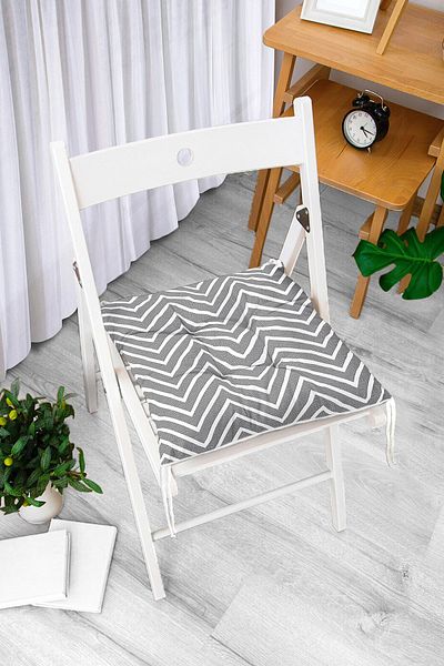 Realhomes Gray Zigzag Themed Digital Printed Modern Decorative Fluffy Chair Cushion