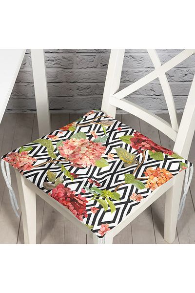 Realhomes Zigzag Diamond Patterned Lily Motif Fluffy Square Chair Cushion