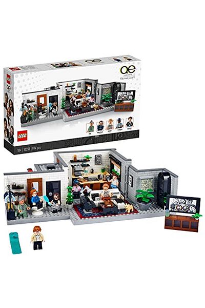 LEGO ® Queer Eye – Fab 5 Roof Solid 10291 Construction Set; Fab 5 Roof Solid from the Popular Television Program.