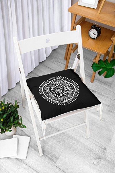 Realhomes Чорно-біла подушка для стільця з мандала-мотивом і квітковим візеру...