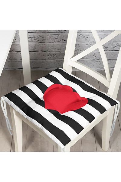 Realhomes Modern Heart Patterned Digital Printed Fluffy Chair Cushion