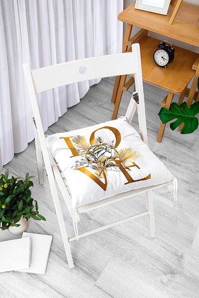 Realhomes Modern Fluffy Square Chair Cushion with Gold Leaf Love Design