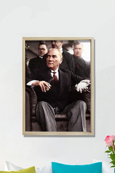 Dekor Loft Tablou Ataturk cu rama din lemn natural de pin