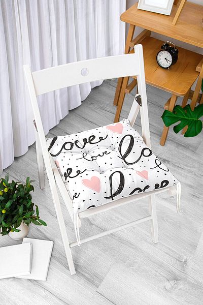 Realhomes Love Printed Pink Heart Fluffy Square Chair Cushion