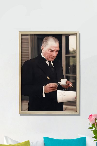 Dekor Loft Tablou Ataturk cu rama din lemn natural de pin