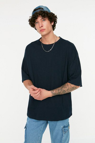 Trendyol Collection Sötétkék túlméretes nyomott pamut póló - TMNSS21TS1227