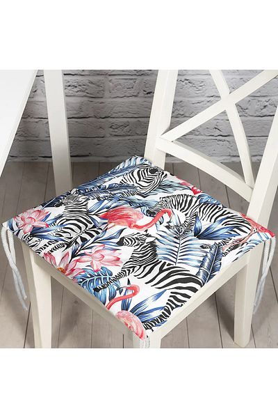 Realhomes Flamingo Themed Digital Printed Fluffy Chair Cushion
