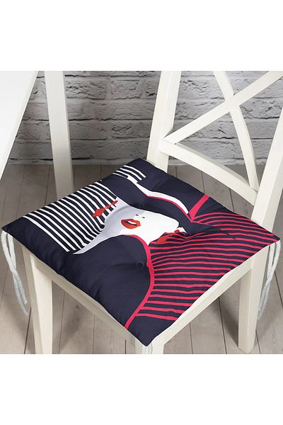 Realhomes Mujer Estilo Icon Designed Digital Printed Pouf Chair Cushion