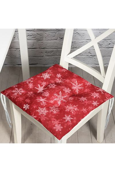 Realhomes Snowflakes on Red Background Fluffy Square Chair Cushion