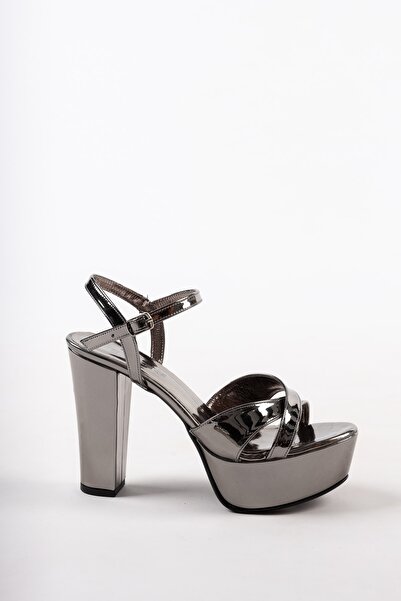 Diardi أحذية سهرة نسائية بلون بلاتيني