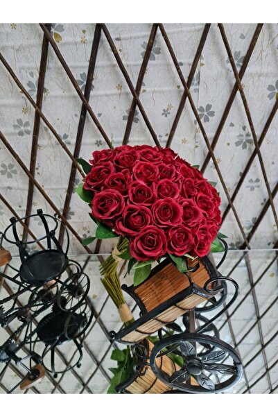fesleğen çiçek Gelin Buketİ Kırmızı Kadife Gül