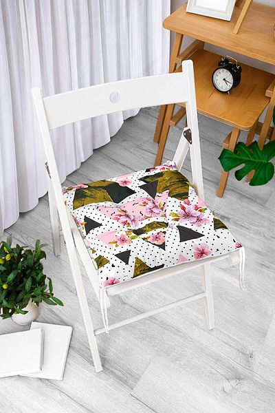 Realhomes Point Themed Fluffy Square Chair Cushion