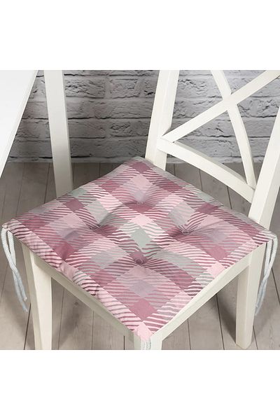 Realhomes Plaid Patterned Fluffy Square Chair Cushion with Gray Background