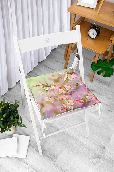 Realhomes Modern Fluffy Chair Cushion with Geranium Drawing