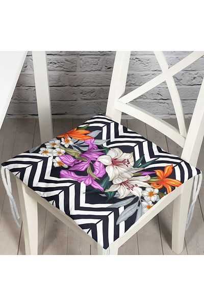 Realhomes Flower Pattern Digital Printed Fluffy Square Chair Cushion