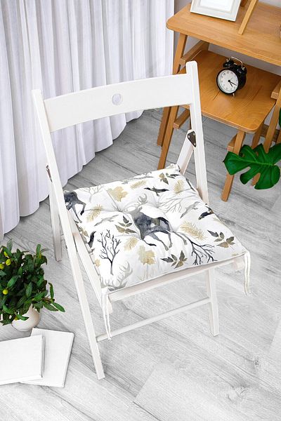Realhomes Εκρού με φόντο ελάφια και μοτίβα φύλλων Idigital printed αφράτο μαξιλάρι καρέκλας
