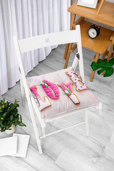 Realhomes Love Themed Digital Printed Fluffy Square Chair Cushion