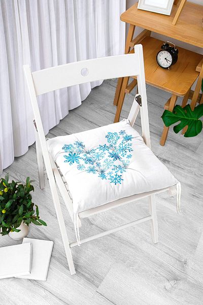Realhomes Modern Heart Digital Printed Fluffy Chair Cushion