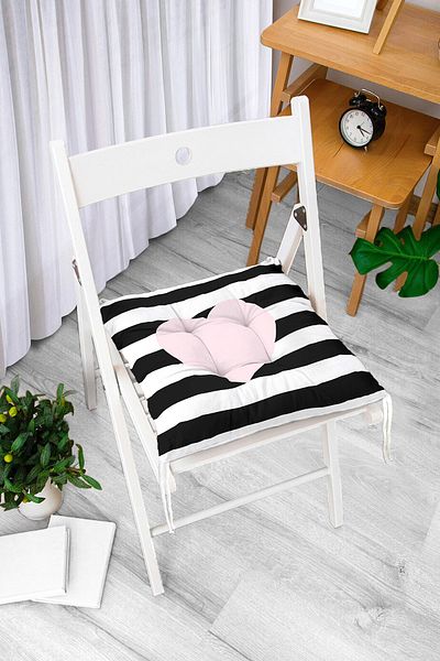 Realhomes Modern Heart Patterned Digital Printed Fluffy Chair Cushion
