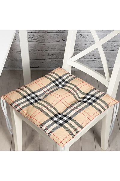 Realhomes Cream Floor Plaid Patterned Fluffy Square Chair Cushion