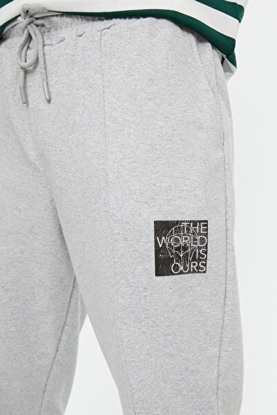 Trendyol Collection Ribbed Detailed Gray Jogger Sweatpants - Elastic Leg, Text Printed TMNSS22EA0138