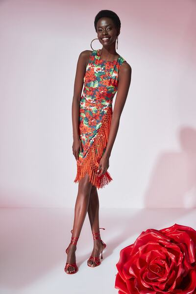 Trendyol Collection Rochie de seara tricotata la dublu piept cu imprimeu floral elegant - ciucuri, scurta, colorata TPRSS20EL0037