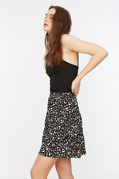 Trendyol Collection Fekete-Többszínű Flounce kötött szoknya TWOSS21ET0296