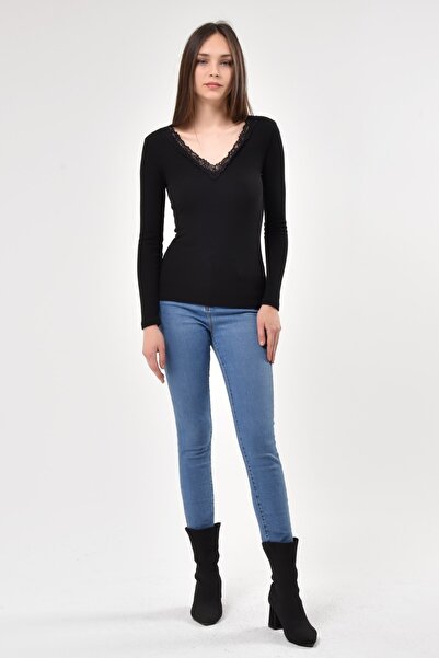 KİM Kİ O Γυναικεία μαύρη μπλούζα με δαντέλα σε σχήμα V μπροστά και πίσω