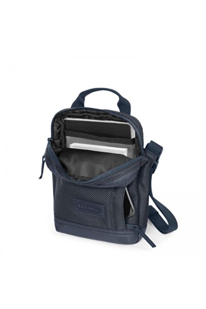Eastpak الحقيبة المعلقة الصغيرة المعلقة من ون سي إن إن سي تي مارين Ek0a5b81o16