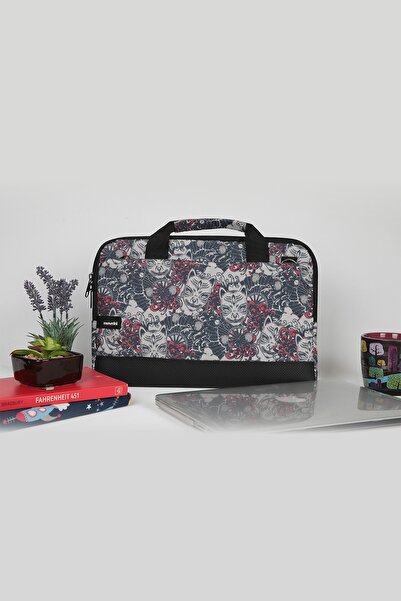 Moserini 13'' - 13.3'' Patterned Macbook Air-pro Laptop Bag with Base Protection and Shoulder Strap - Vega