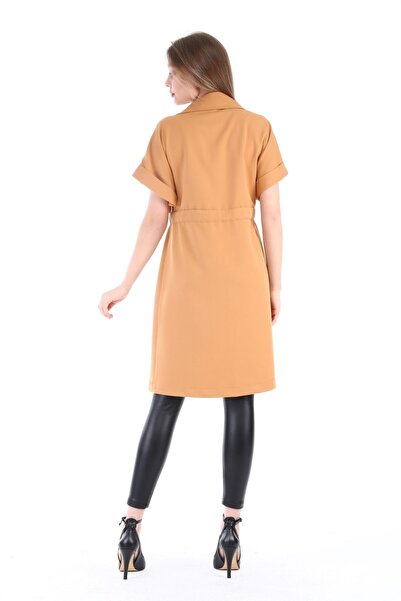 DISENTIS MODEST Mono Collar Waist Tunnel Pocket Epaulet Short Sleeve Unlined Beige Vest