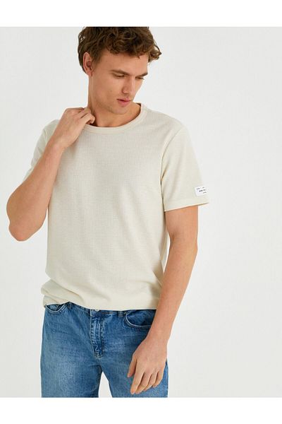 Koton Μπλουζάκι Standard Fit με ετικέτα στο μανίκι