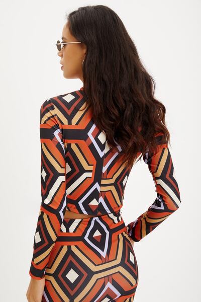 Cool & Sexy Γυναικεία κοντή μπλούζα με πολλά σχέδια NA8546