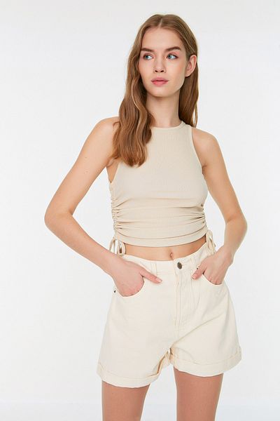 Trendyol Collection Detailní sbírání kamenů pletená halenka z vrásčité tkaniny THMSS22BZ1016