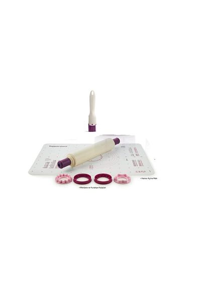Tupperware Dough Opening Mat+strawberry+egg Brush