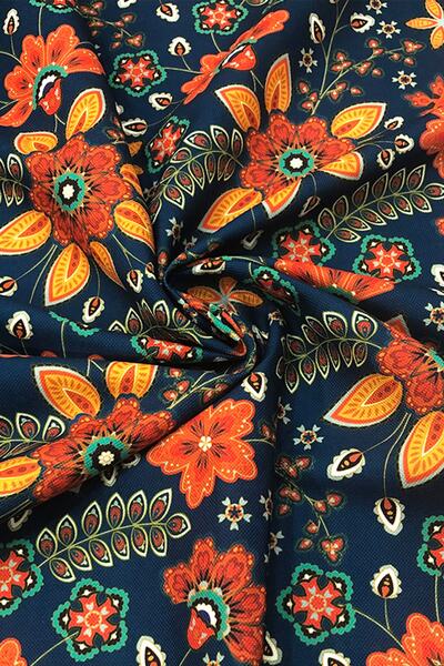 SUZANİ Lacivert Zemin Çiçek Desenli Dijital Baskılı Kumaş Kms-1365
