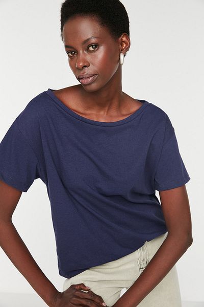 Trendyol Collection Námořnická modrá 100% bavlna Oversize/Wide Fit Lodní výstřih Pletené tričko TWOSS20TS0140