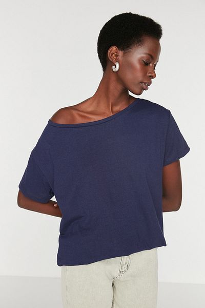 Trendyol Collection Námořnická modrá 100% bavlna Oversize/Wide Fit Lodní výstřih Pletené tričko TWOSS20TS0140