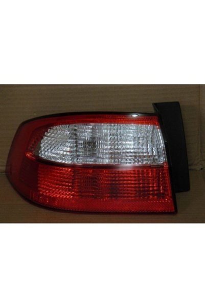 Depo Laguna 2 Stop Lambası Sol Dış 8200002473