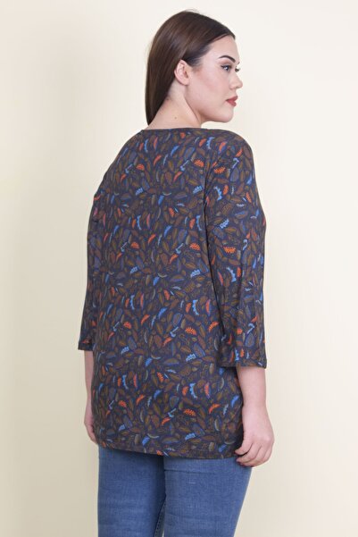 Şans Marineblaue Viskose-Blumenbluse für Damen in großen Größen 65n21053-1